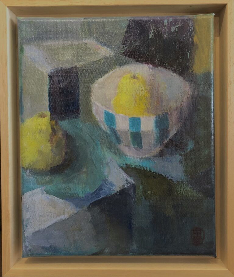 Composition with striped bowl